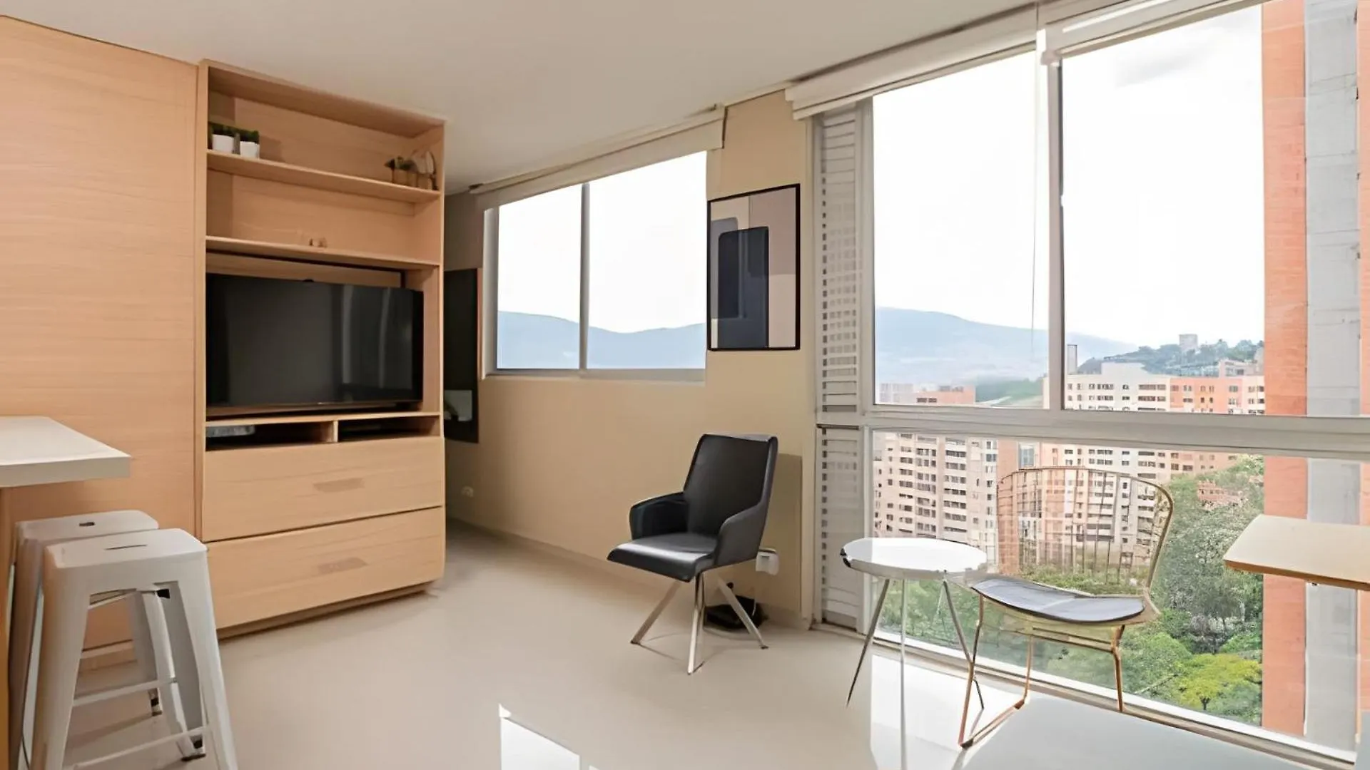 Apartasuite Moderno. Gran Vista. Medellín 0*,  Colombia